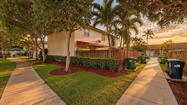 Building Photo - 16914 SW 137th Pl
