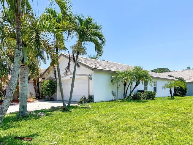 Primary Photo - 1640 Carriage Brooke Dr