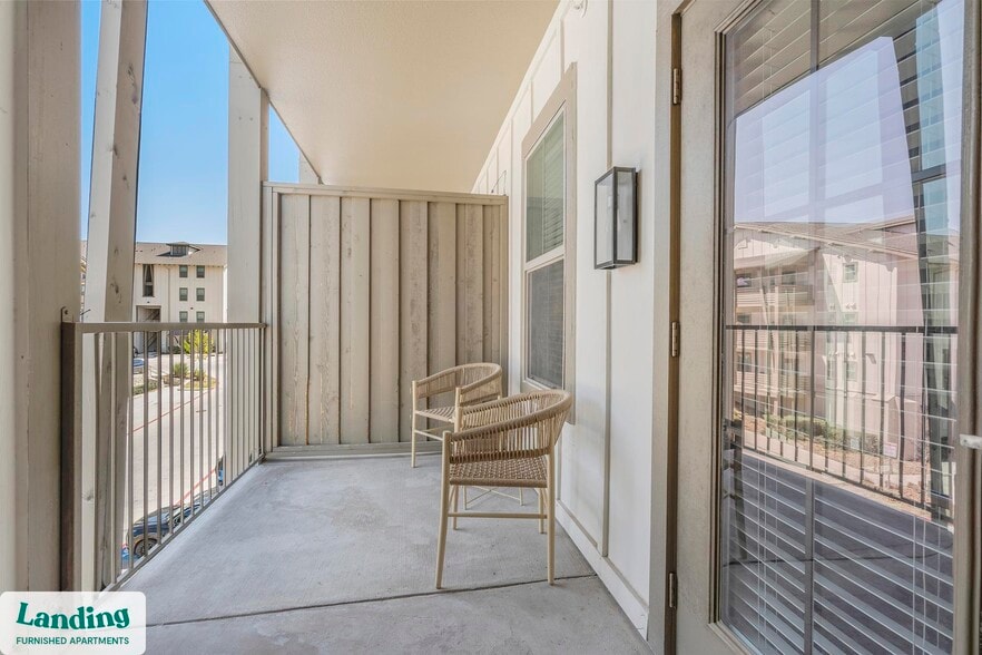 Building Photo - 20915 Wilderness Oak