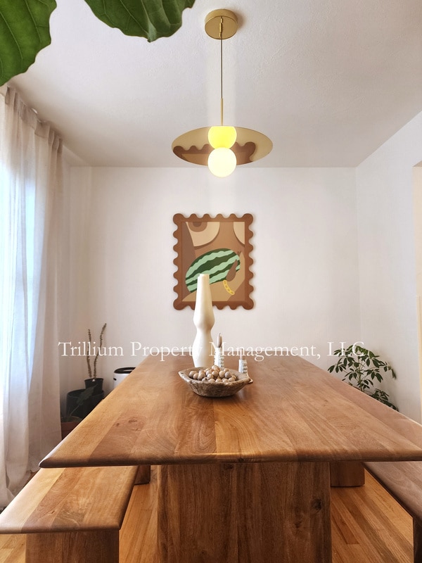 Building Photo - 3206 SW 13th Ave