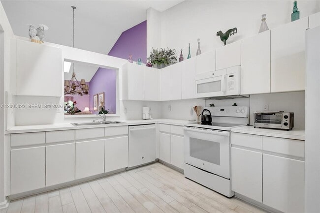 Building Photo - 7713 Springwater Pl