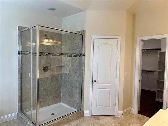 Building Photo - 587 Hampshire Dr