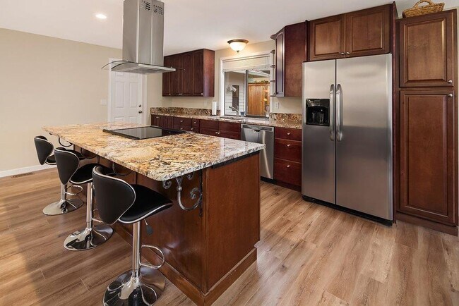 Building Photo - 3bd/1.75ba Redmond Home