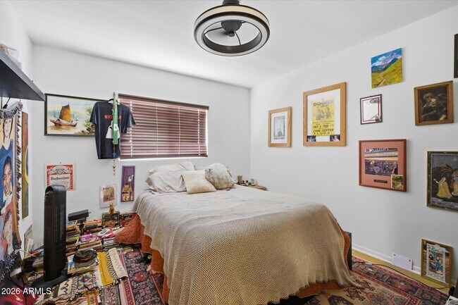 Building Photo - 1701 E Tuckey Ln