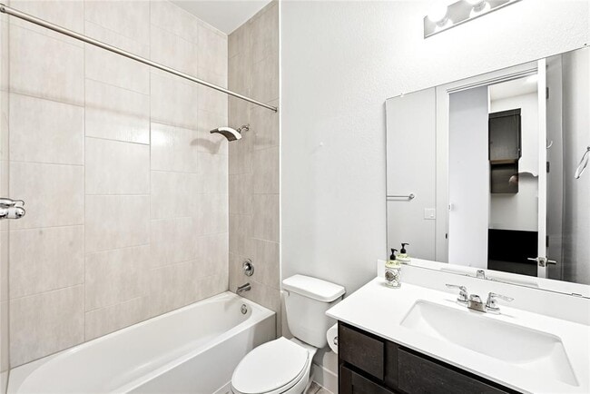 Building Photo - 7801 Donnelley Dr