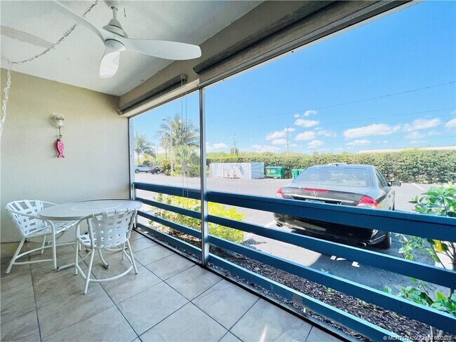 Building Photo - 11000 S Ocean Dr