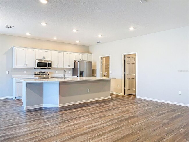 Building Photo - 1121 Mountain Flower Ln