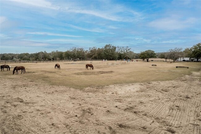 Building Photo - 8540 Boyt Rd