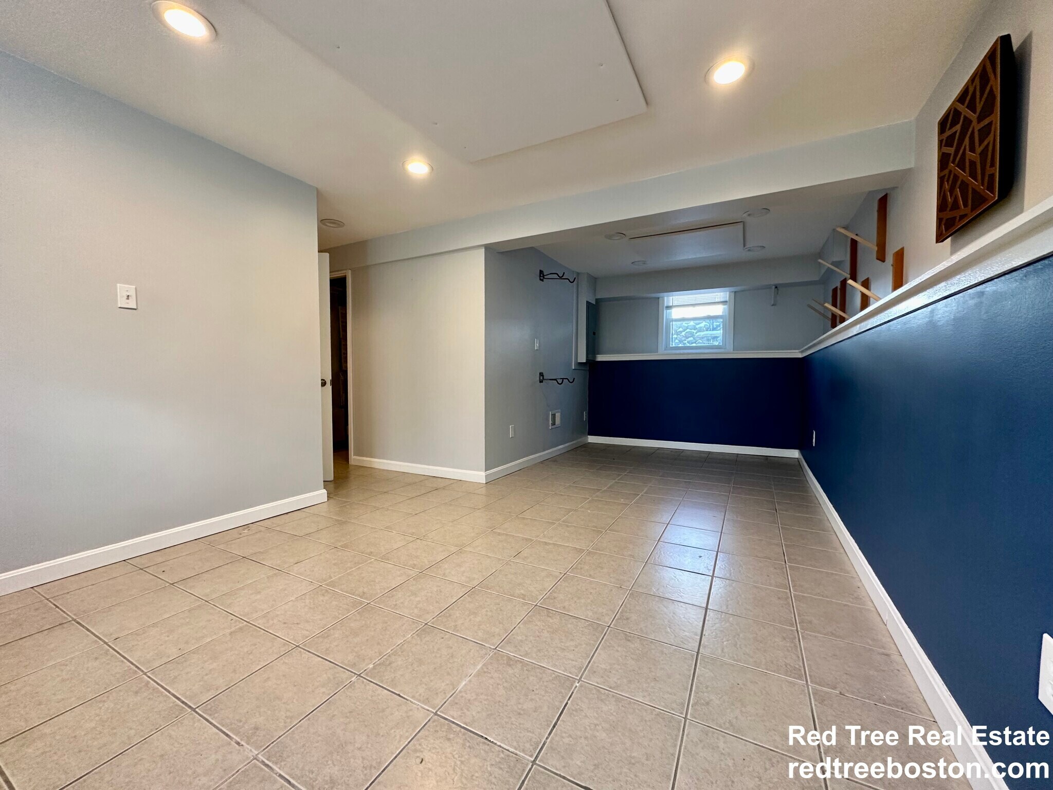 Building Photo - 62 Dunboy St