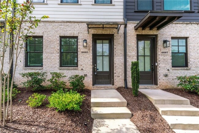 Building Photo - 6605 Beacon Dr