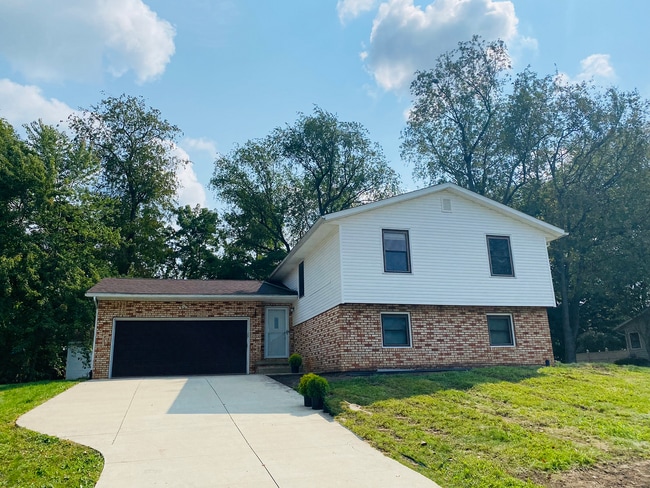 Primary Photo - 11266 Billingham Ave NW