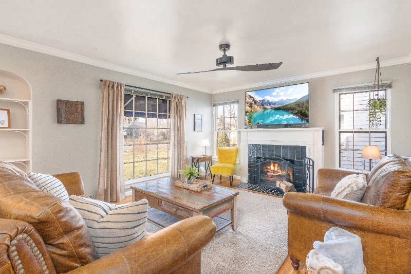 Building Photo - 2104 W State St