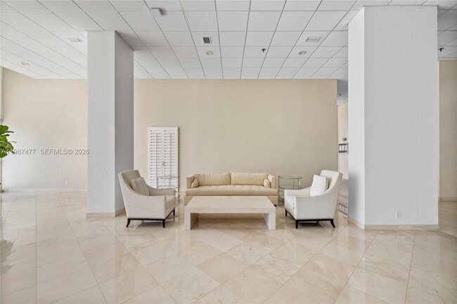 Building Photo - 400 N Flagler Dr
