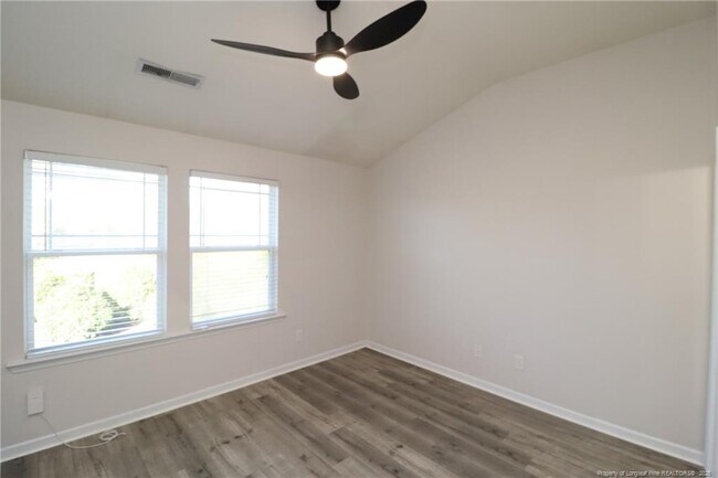 Building Photo - 309 Carthage Ct