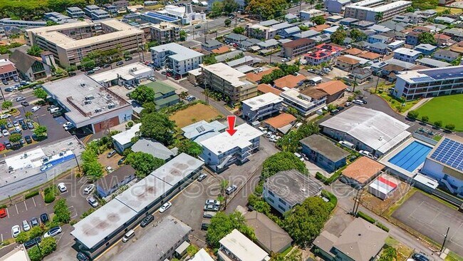Building Photo - 39 Hi?aloa St