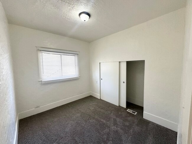 Building Photo - 3062 Adams Ave