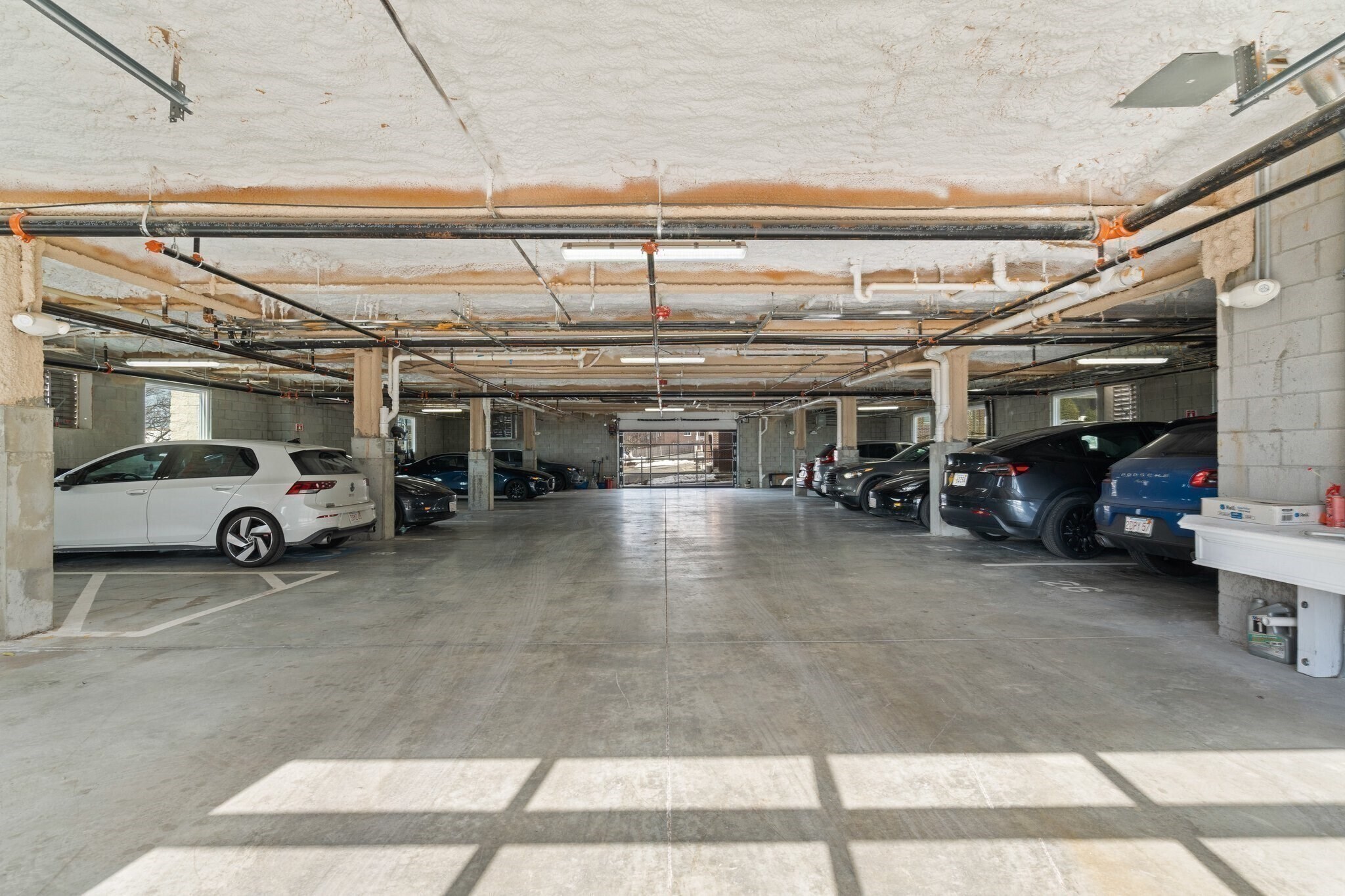 Building Photo - 11 Oak Grove Ter