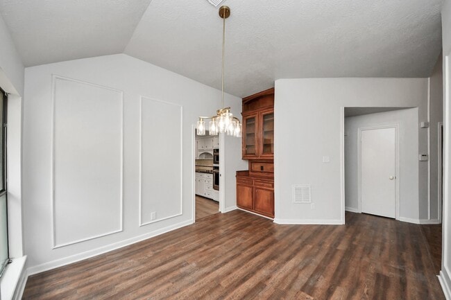Building Photo - 1023 Oyster Bay Dr