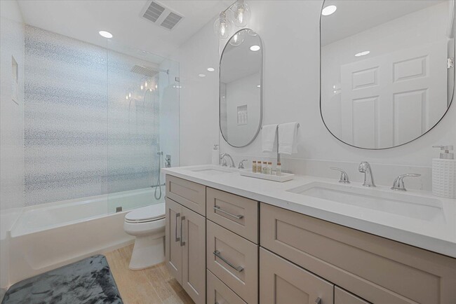 Building Photo - 4145 Bahia Isle Cir