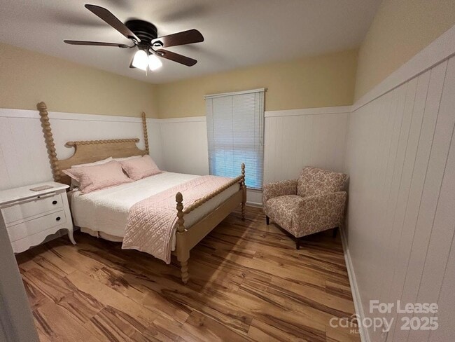 Building Photo - 10316 Whitethorn Dr