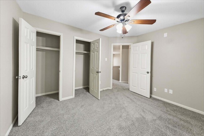 Building Photo - 1011 Wentworth Dr