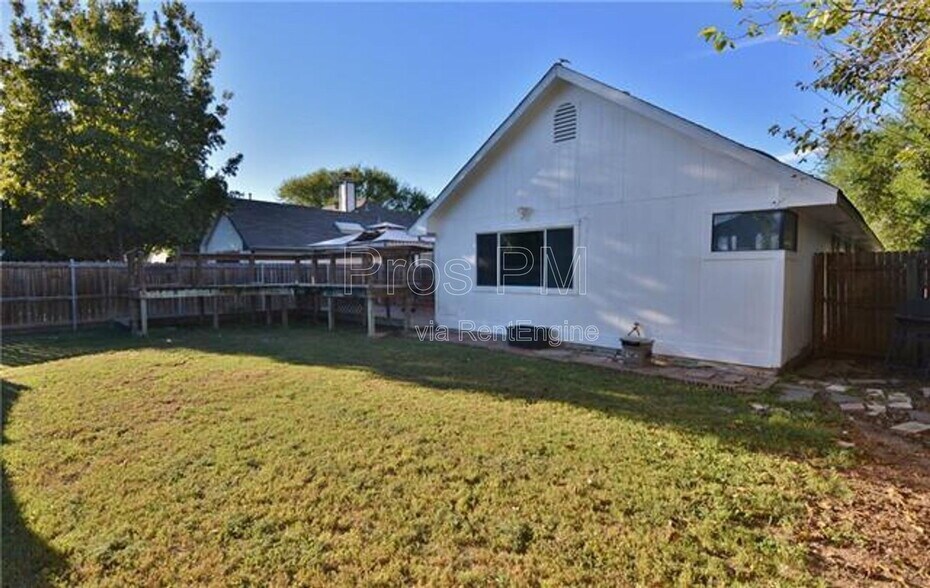 Building Photo - 4108 Goodnight Cir
