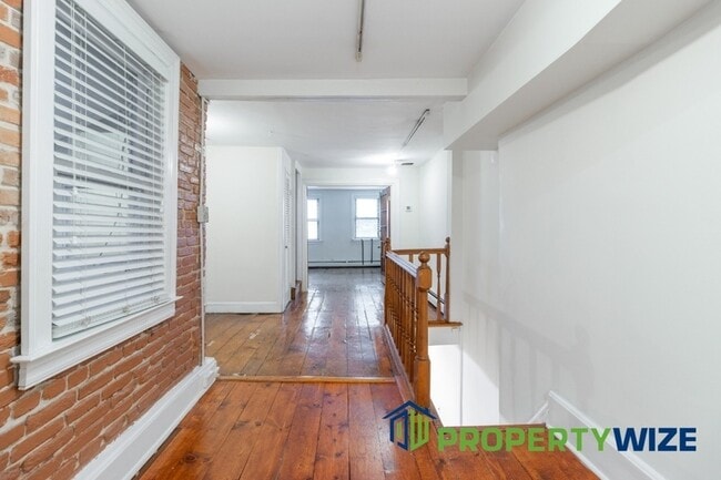 Building Photo - 726 S Wolfe St