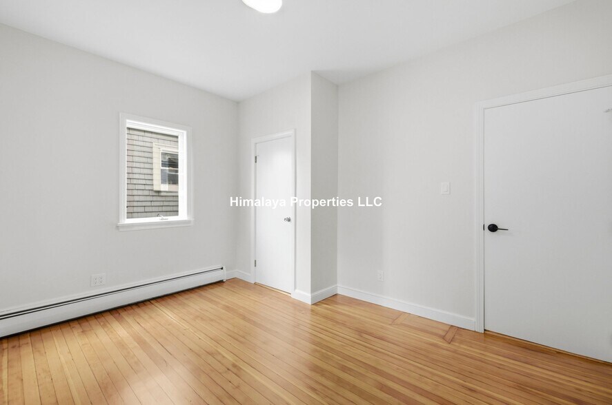 Building Photo - 111 Hillsdale Rd