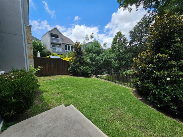Building Photo - 8045 Emerald Rock Dr