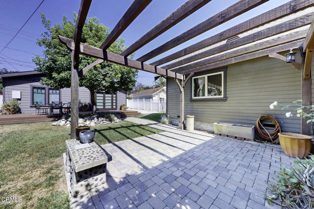 Building Photo - 1845 Las Lunas St