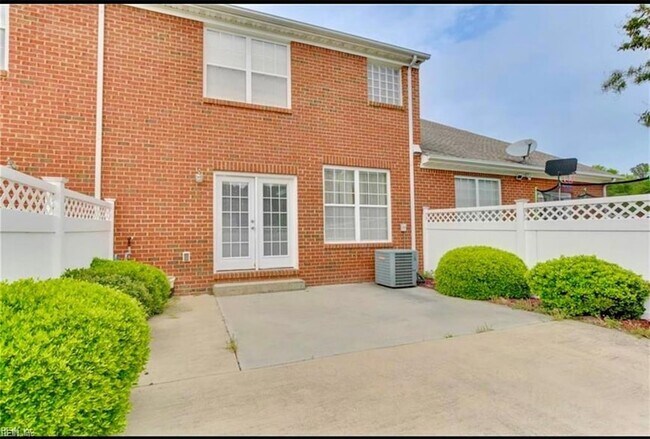 Building Photo - 112 Mount Vernon Ct
