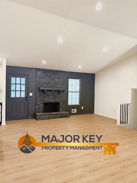 Building Photo - 4555 Sugarloaf Pky