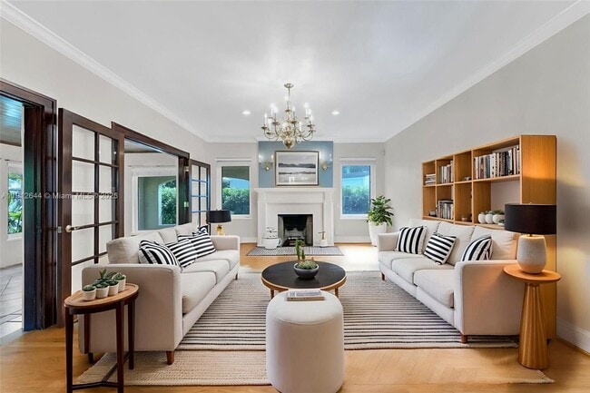 Building Photo - 1514 Capri St