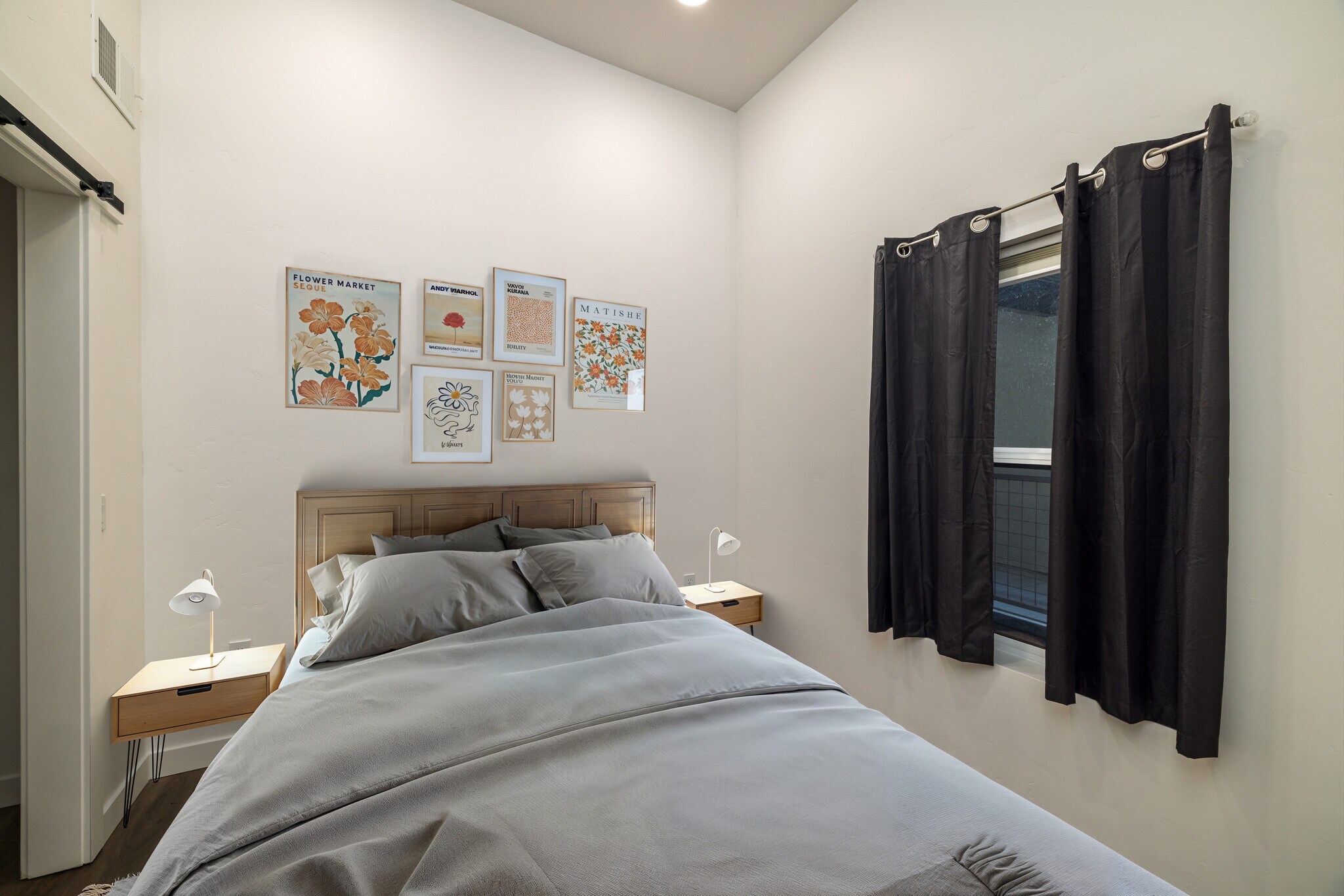 Building Photo - 443 Kane Creek Blvd