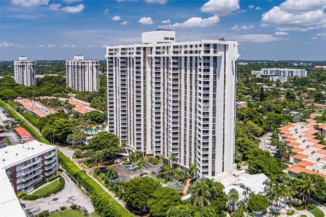 Building Photo - 4000 Towerside Terrace