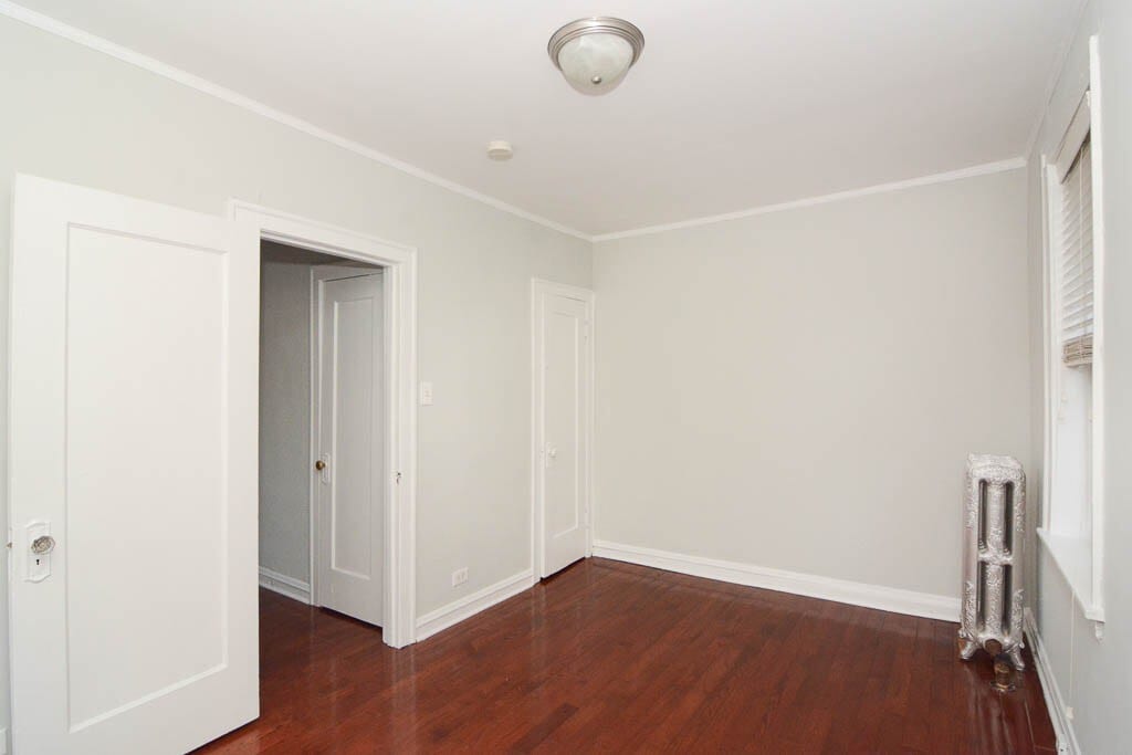 Building Photo - 549.5 W Surf St