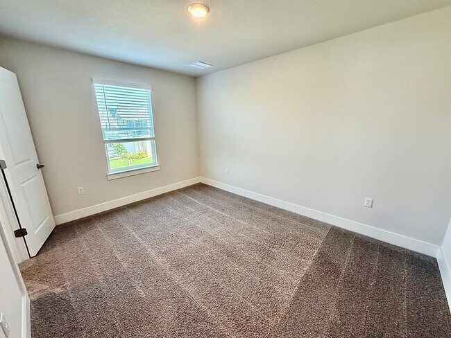 Building Photo - 15705 Oglethorpe Dr
