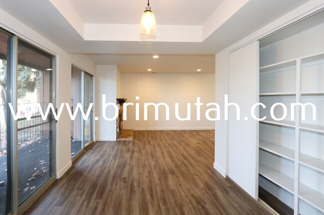 Building Photo - 3685 E 3820 S
