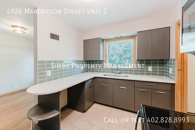 Building Photo - 4926 Manderson St