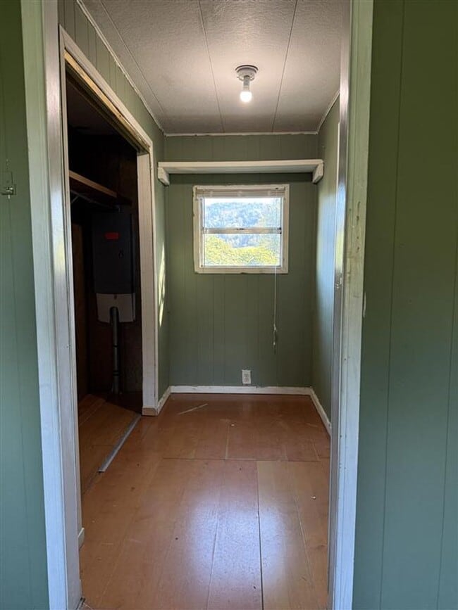 Building Photo - Country Living 2 Bedroom 2 Bathroom