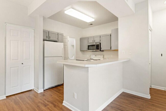 Building Photo - 4545 Wheaton Dr