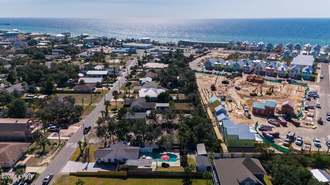 Building Photo - 412 Lantana St