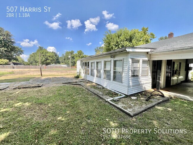 Building Photo - 507 Harris St