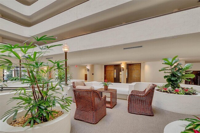 Building Photo - 600 Biltmore Way