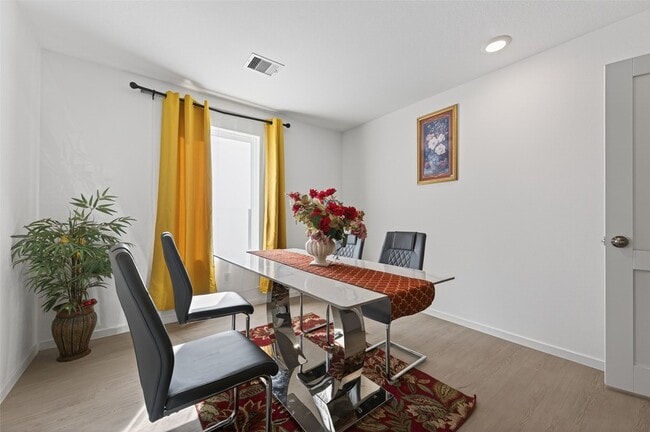 Building Photo - 16703 Rolling Pasture Ln