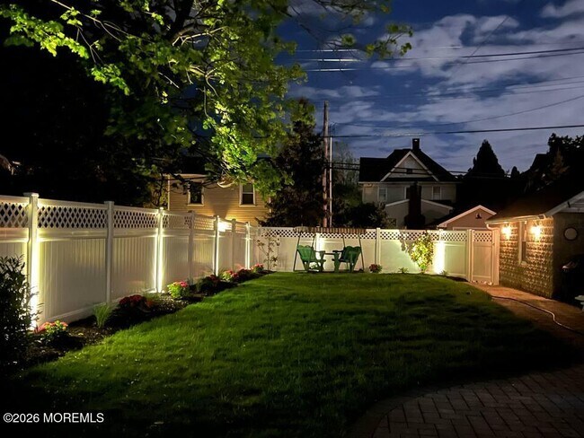 Building Photo - 311 Garfield Ave