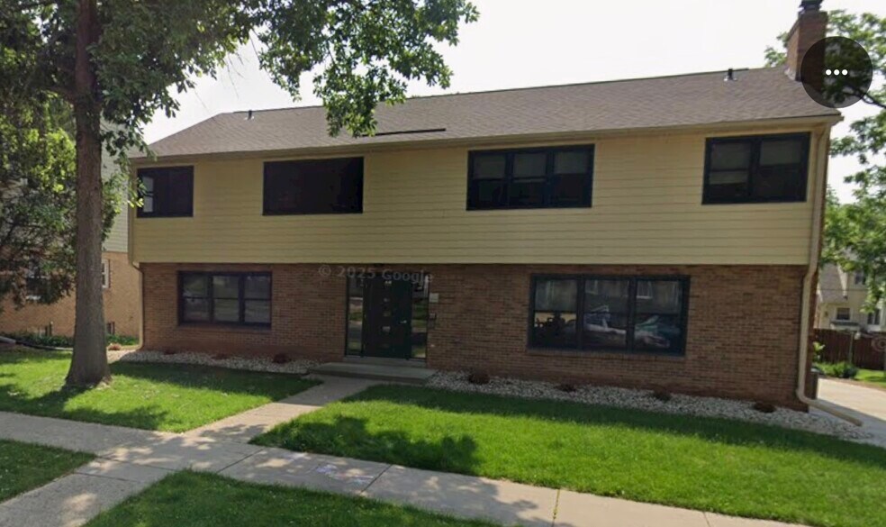 Building Photo - 306 Palomino Ln