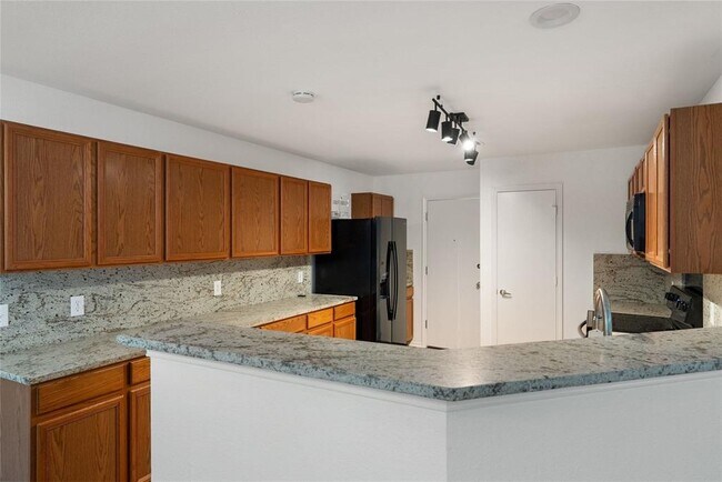 Building Photo - 6629 Doyal Dr