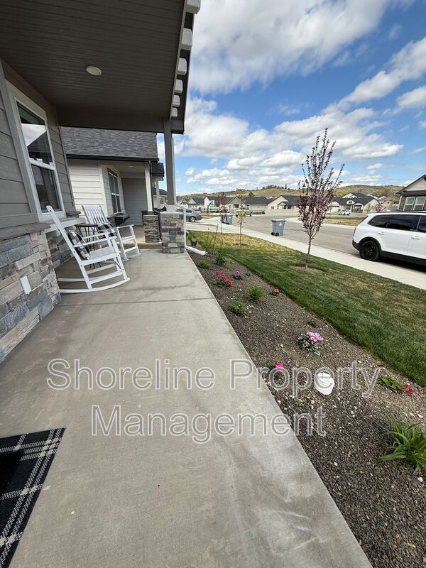 Building Photo - 10093 W Novato Dr