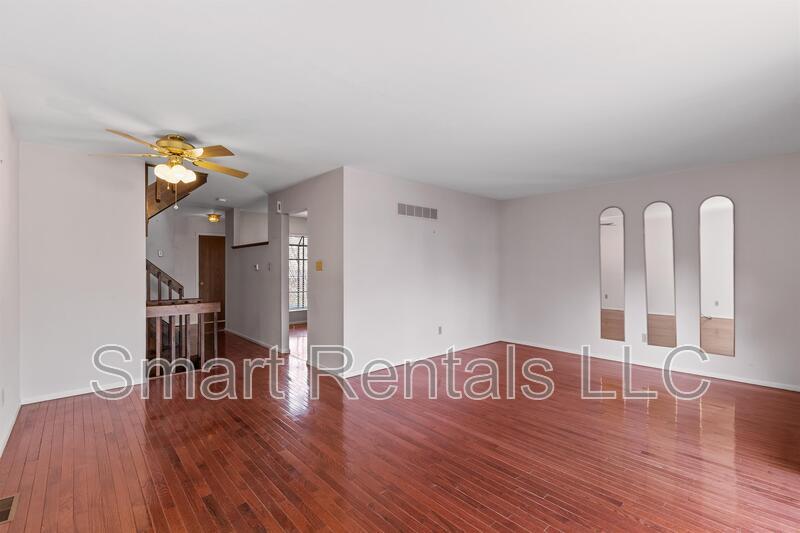 Building Photo - 1816 Misty Moss Dr